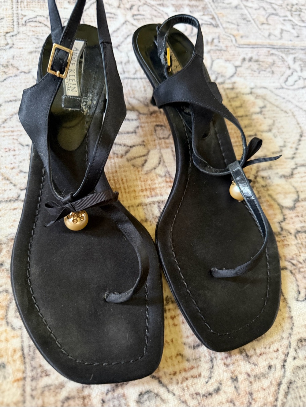 Anne Klein Black Slingback Thong Sandals with Bow